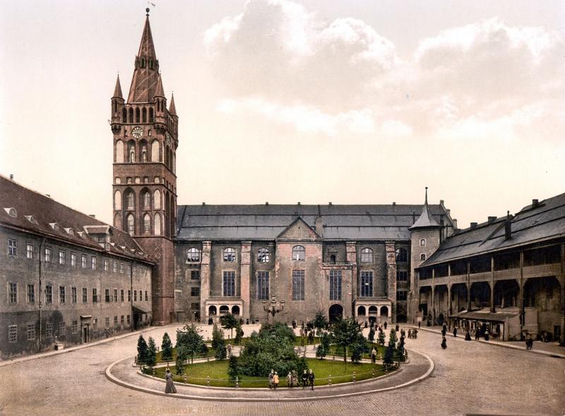 Двор Кенигсбергского замка в 1900 году