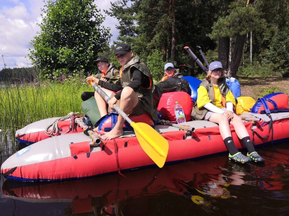 В Тверской области спортсмены совершили 98-километровый сплав по реке
