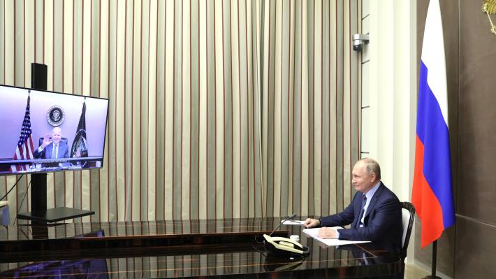 Президент РФ Владимир Путин провел переговоры с американским коллегой
