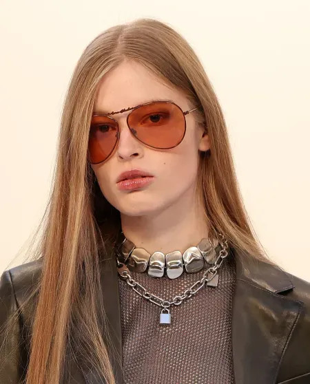 Рози Хантингтон-Уайтли, Наоми Уоттс, Диана Крюгер и трансгендерная* дочь Илона Маска посетили модные показы в Париже arnold jerocki,aurore marechal,instagram (инстаграм),социальная сеть,saint laurent,tom ford,Алеся Кафельникова,Антуан Арно,вивьен уилсон,Джеффри Эпштейн,Диана Крюгер,Илон Маск,лгбт,движение,наоми уоттс,Наталья Водянова,наталья максимова,ренат литвинов,Рози Хантингтон-Уайтли