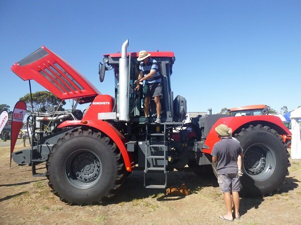 Это вам не Belarus: Российские тракторы возвращаются на рынок Австралии