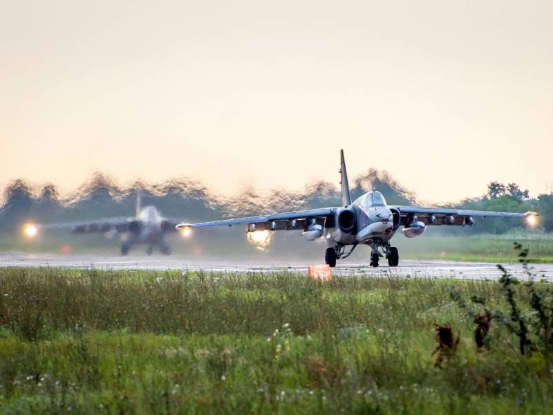 Битва штурмовиков. Су-25 против A-10 Thunderbolt II Битва штурмовиков. Су-25 против A-10 Thunderbolt II