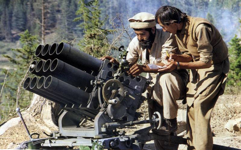 Китайские реактивные системы залпового огня 1950-1970-х годов Китайские реактивные системы залпового огня 1950-1970-х годов оружие