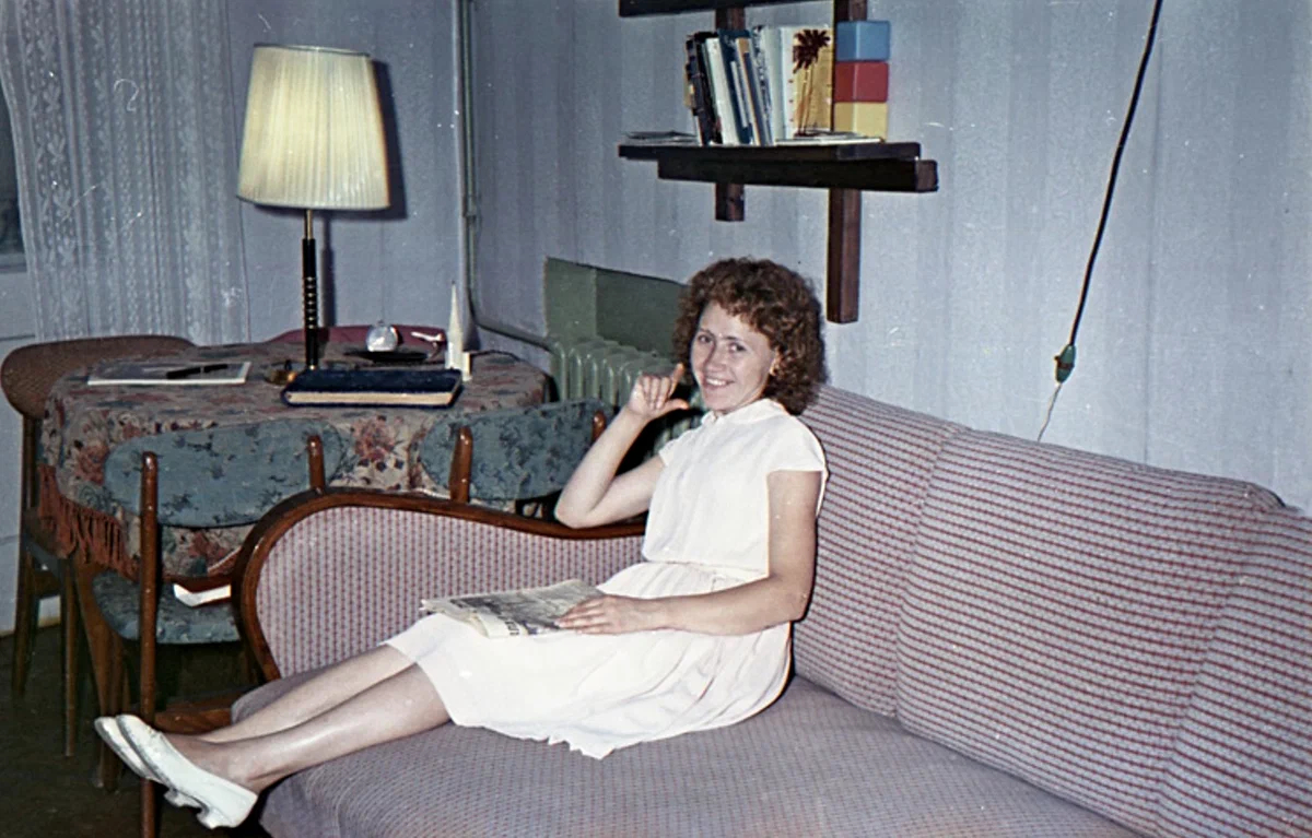 Молодожены в 1962 году похвастались комнатой в коммуналке – сейчас же их «гнездышко» многие посчитают бедным Молодожены в 1962 году похвастались комнатой в коммуналке – сейчас же их «гнездышко» многие посчитают бедным