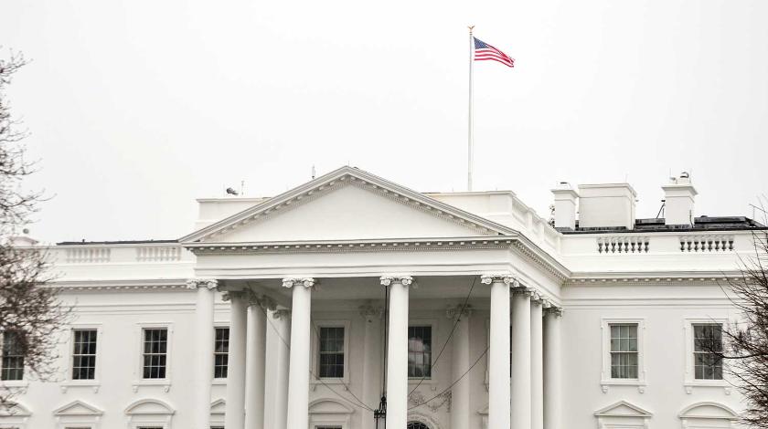 Во время онлайн-саммита президентов Вашингтон послал в Киев сигнал по 