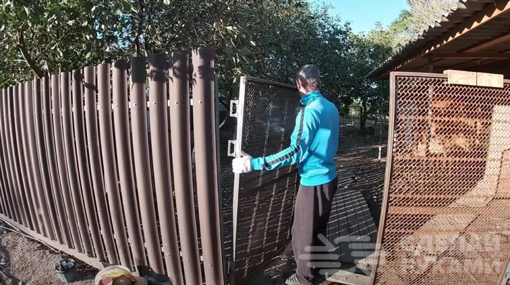 Как сделать классный забор-штакетник из старого шифера для дома и дачи,мастер-класс