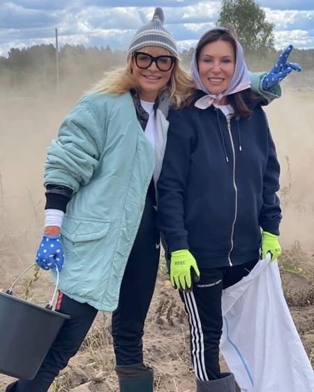 Виктория Шелягова свозила Екатерину Варнаву, Иду Галич, Яна Яновского и других друзей "на картошку" Виктория Шелягова свозила Екатерину Варнаву, Иду Галич, Яна Яновского и других друзей "на картошку" Новости