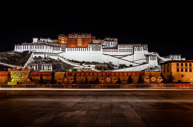 Дворец Потала - Тибет дворец, павильона, возвёл, дворцом, Марпо, Поталы, Далайламы, является, бегают, комплекс, Потала, состоит, часть, центре, правительства  Большой, покоев, регента, наставника, являлся, далайламы