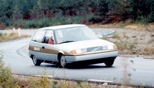 Этот концепткар от Volvo из прошлого был гораздо круче Toyota Prius