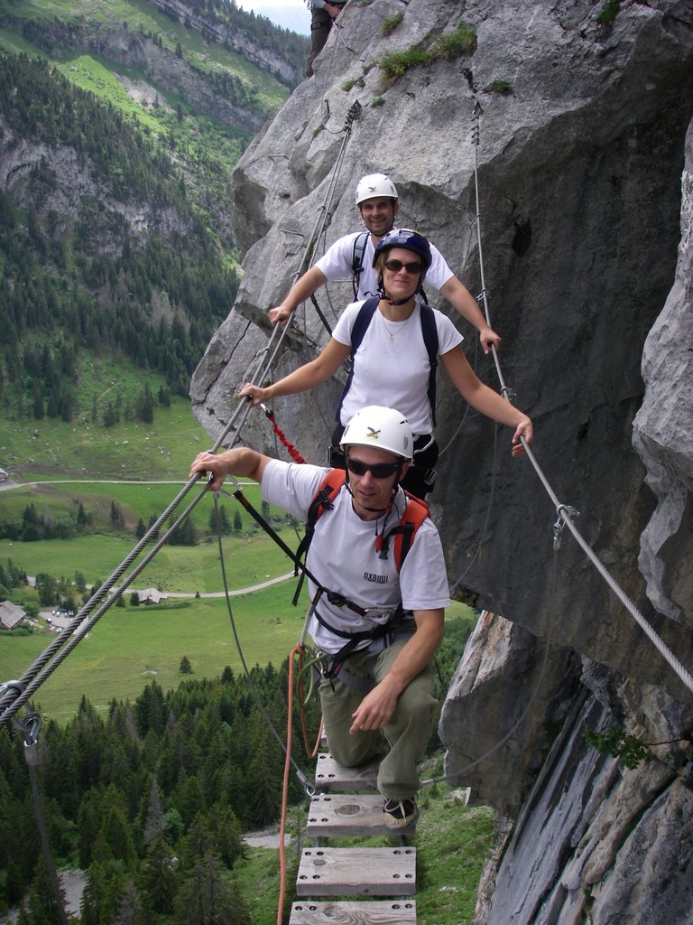 Via Ferrata - железная тропа - не дай бог кому-то на нее попасть! Via Ferrata - железная тропа - не дай бог кому-то на нее попасть!