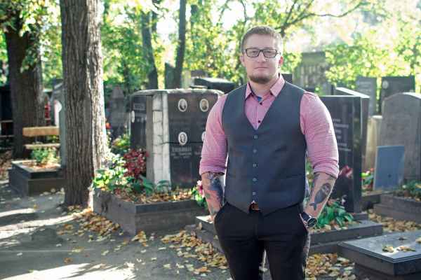 Некрофилы «Агит России» атакуют Петербург Некрофилы «Агит России» атакуют Петербург россия