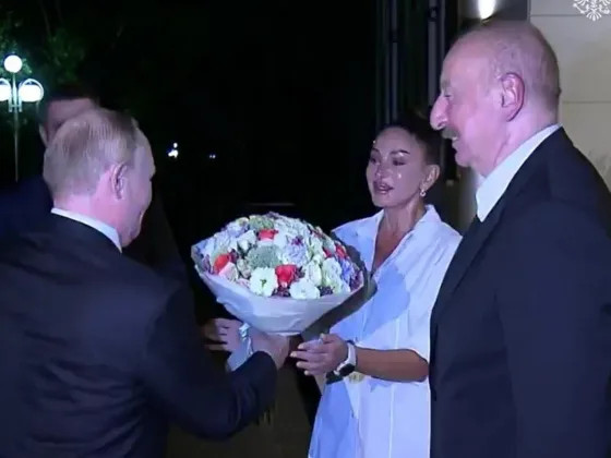 Путин попросил жену Алиева передать ему привет