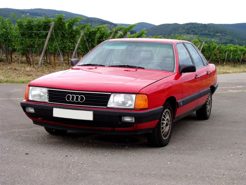 1983 - Audi 100 авто, история