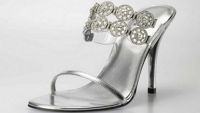 Туфли Stuart Weitzman Diamond Dream Stilettos.