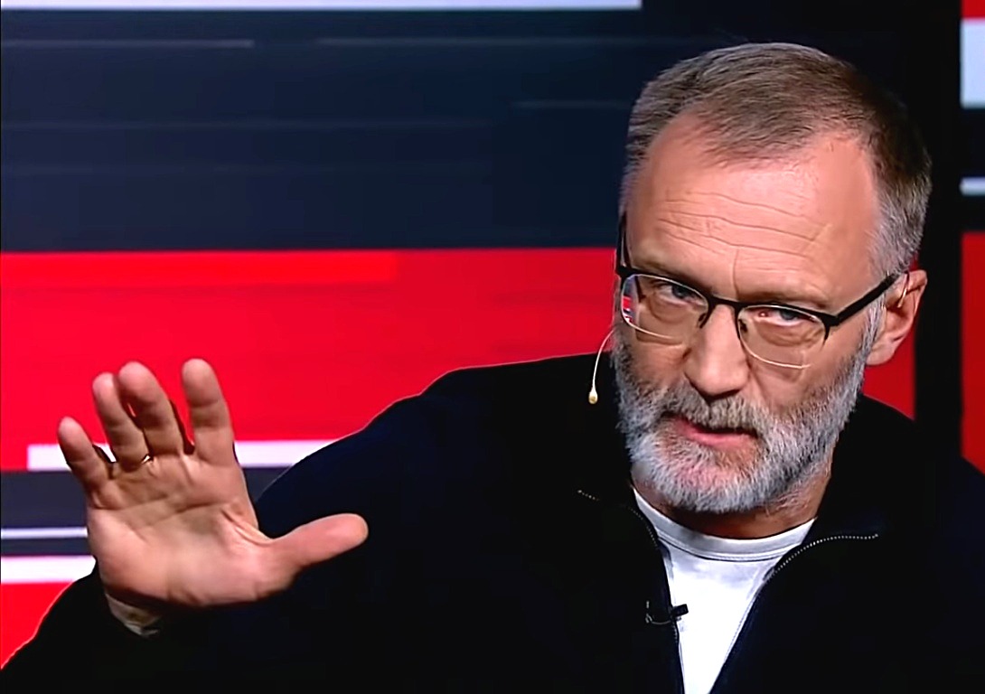 Михеев рассказал о предателях, которые тормозят выдачу российских паспортов в Донбассе