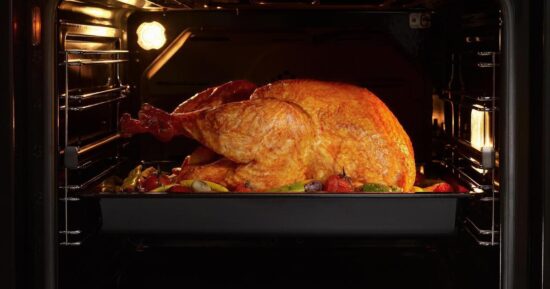Рецепт сочной индейки с овощами в духовке на ужин для хорошего сна
