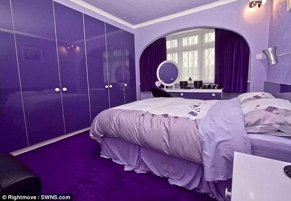 Фиолетовый дом, в Англии, дизайн, внутри, в фиолетовых тонах