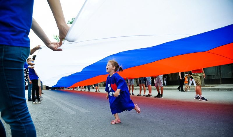 Последних ежей доедаем. Все оставшиеся иголки в подарок от меня революционЭрам.