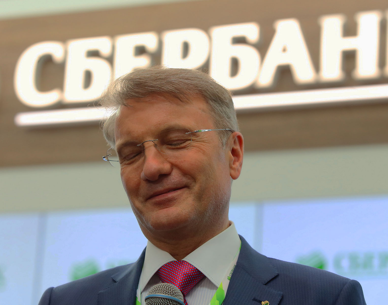 Михалкову назло: Сбербанк обогатил иностранных акционеров Михалкову назло: Сбербанк обогатил иностранных акционеров России, Михалков, Никита, Грефа, акций, эфира, который, принадлежит, Михалков –, деньги, Сбербанка, Сбербанк, которые, банков, ВГТРК, своём, отмечает, главе, государственный, юридическим