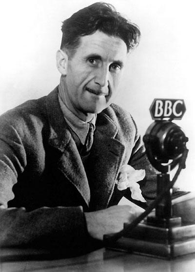 Джордж Оруэлл (George Orwell),1903-1950 годы  Английский писатель и публицист известен своими политическими предсказаниями.В том числе он предвидел управление общественным мнением и поведением с помощью СМИ,а также манипулирование историей.