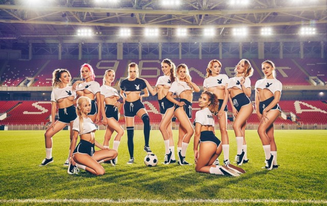Футбольная команда Playboy