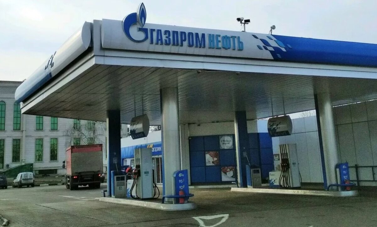 Ради эксперимента месяц заправлялся 95м бензином на Газпромнефть.