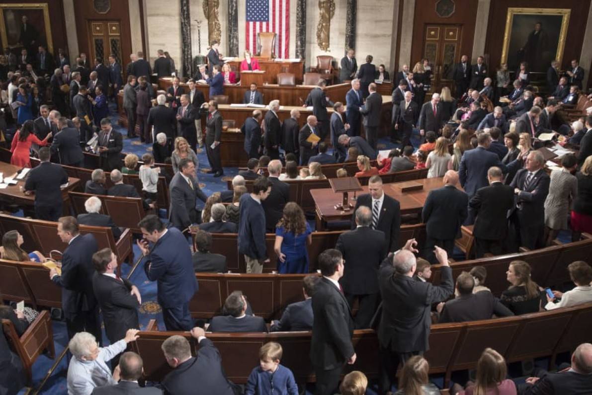 CNN: США на пороге финансовой катастрофы