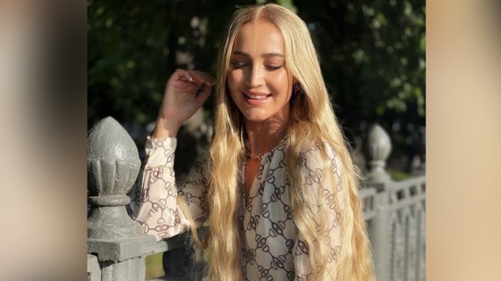 Ольга Бузова запустила подкаст о мужчинах после выхода шоу Давы «Красотка»