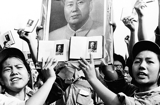Купание красного председателя: история рекордного заплыва Мао Цзэдуна Купание красного председателя: история рекордного заплыва Мао Цзэдуна