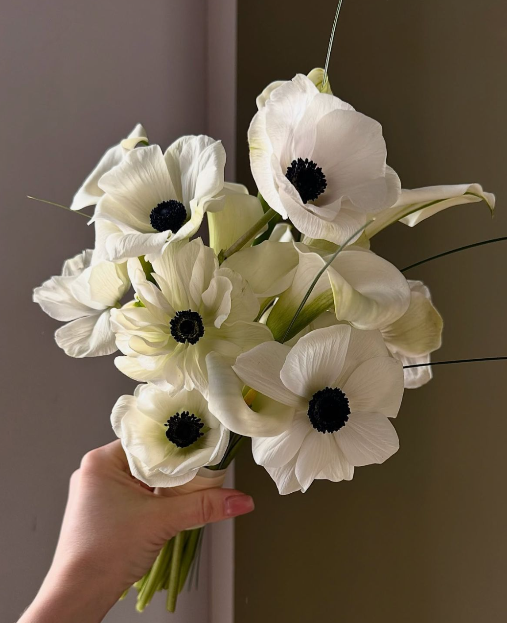 Свадебные букеты 2026: 20+ идей для вдохновения