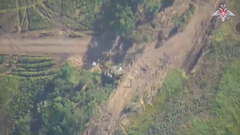 Подтверждено практикой: потенциал барражирующего боеприпаса «Ланцет» Подтверждено практикой: потенциал барражирующего боеприпаса «Ланцет» оружие