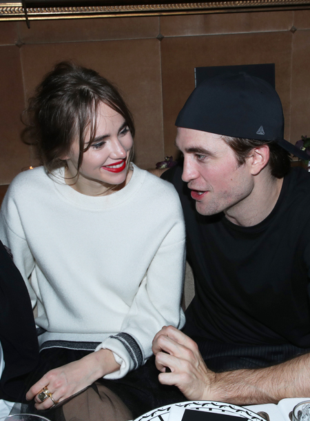 СМИ: Роберт Паттинсон и Сьюки Уотерхаус обсуждают помолвку Звезды,Звездные пары