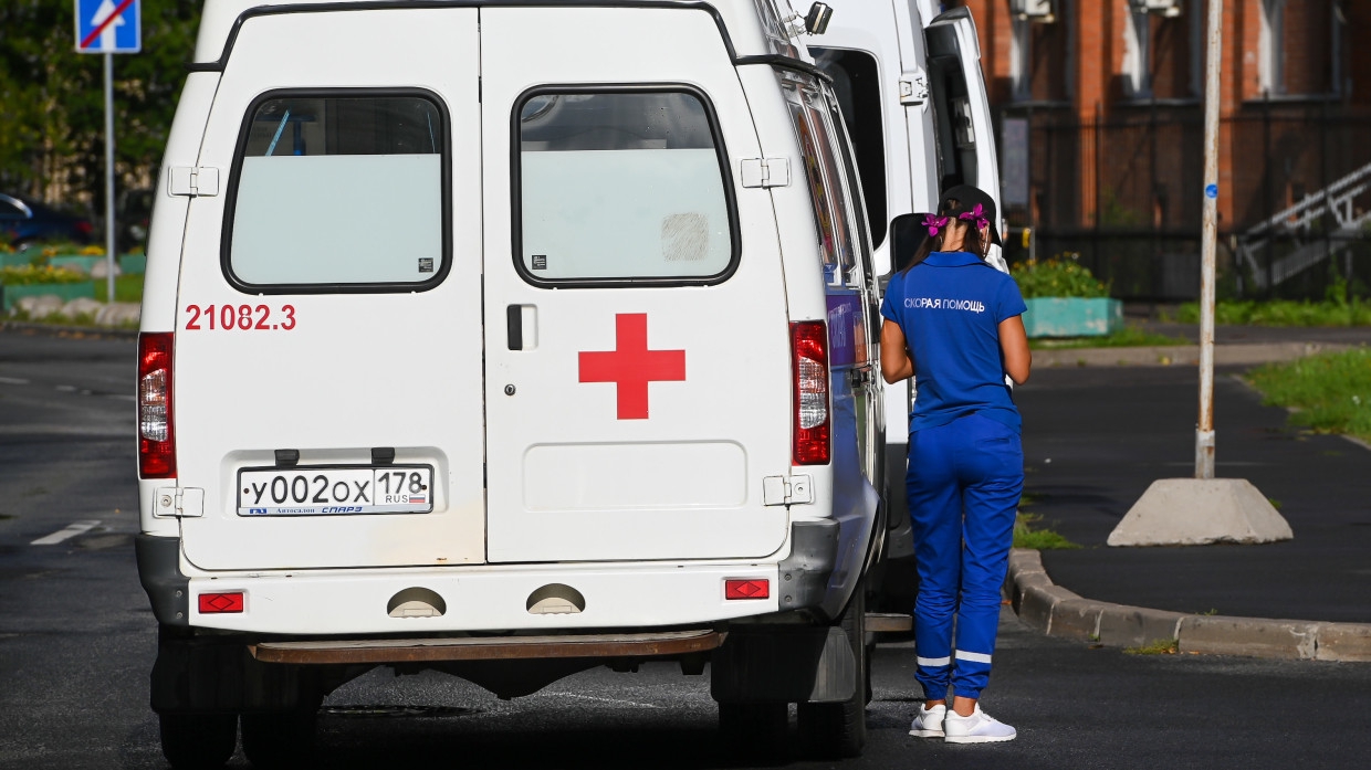 Слесарь в Бурятии попал в больницу из-за полученной на заводе травмы