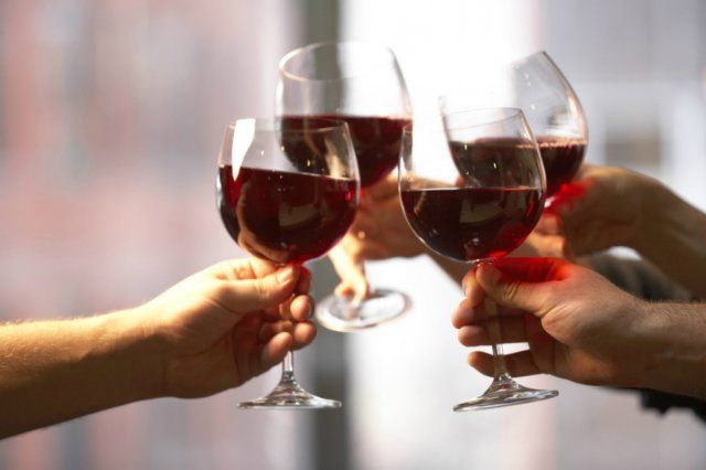 Домашнее вино из винограда: 14 простых рецептов