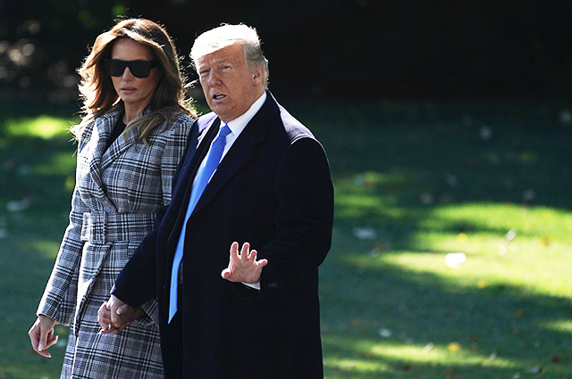 Дональд и Мелания Трамп прибыли на траурную церемонию в Питтсбург звездные пары