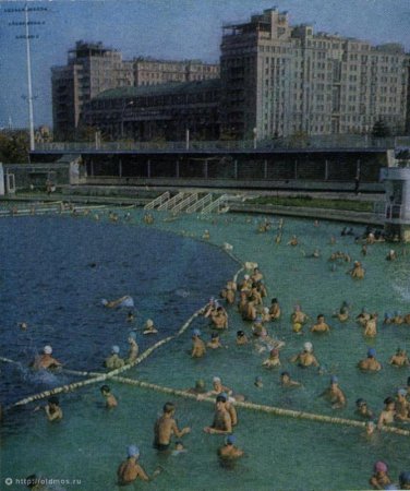 Плавание зимой и летом