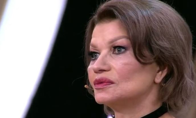 Пожилая жена Гогена Солнцева стала курьером, чтобы прокормить семью Пожилая жена Гогена Солнцева стала курьером, чтобы прокормить семью Шоу бизнес
