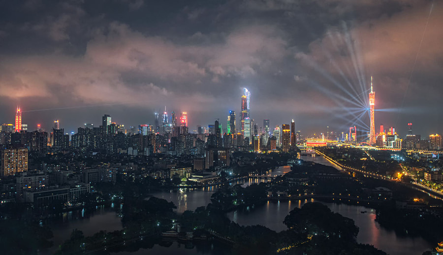 全城舞动…… by Almin  on 500px.com