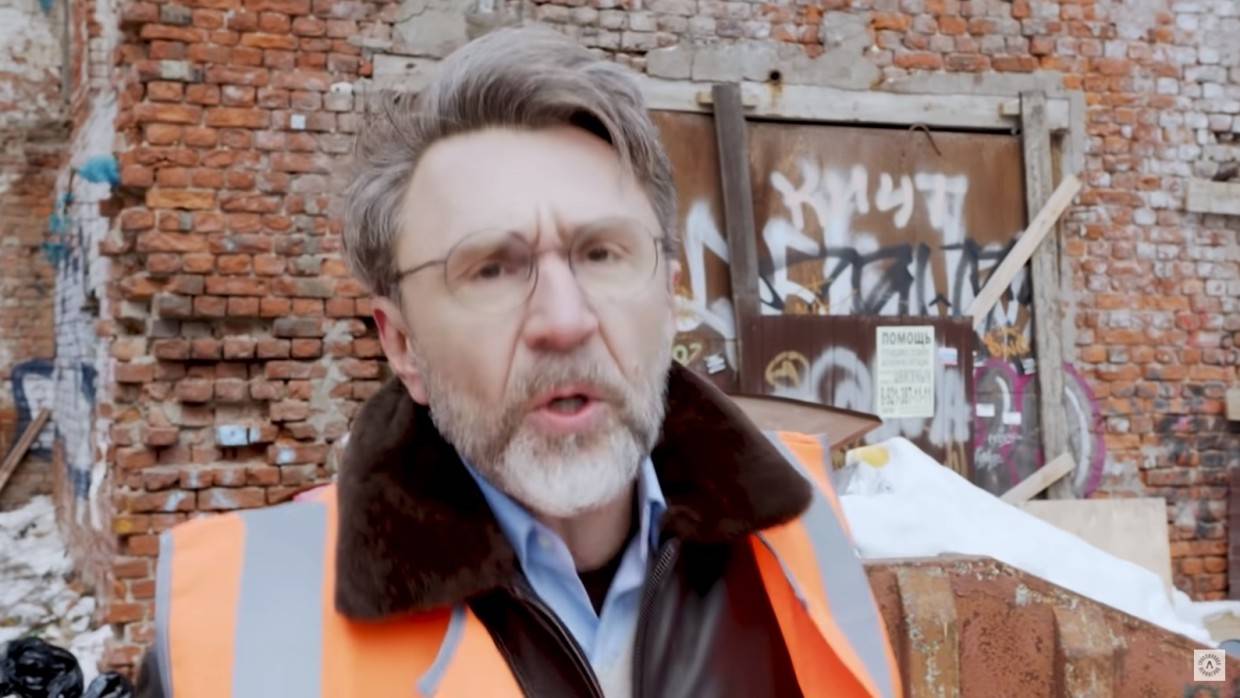 Клип Шнурова о мусорной проблеме Петербурга набрал более 30 млн просмотров за два дня