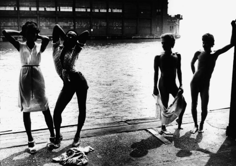 Гнилое яблоко: мрачная изнанка Нью-Йорка 80-х на фотографиях Мирона Цовнира Гнилое яблоко: мрачная изнанка Нью-Йорка 80-х на фотографиях Мирона Цовнира