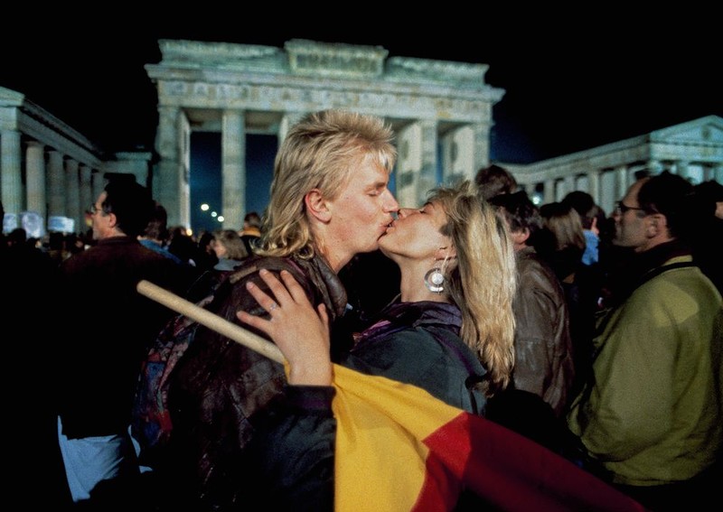 Berlin. October 3, 1990. Celebration of re-unification TH.jpg
