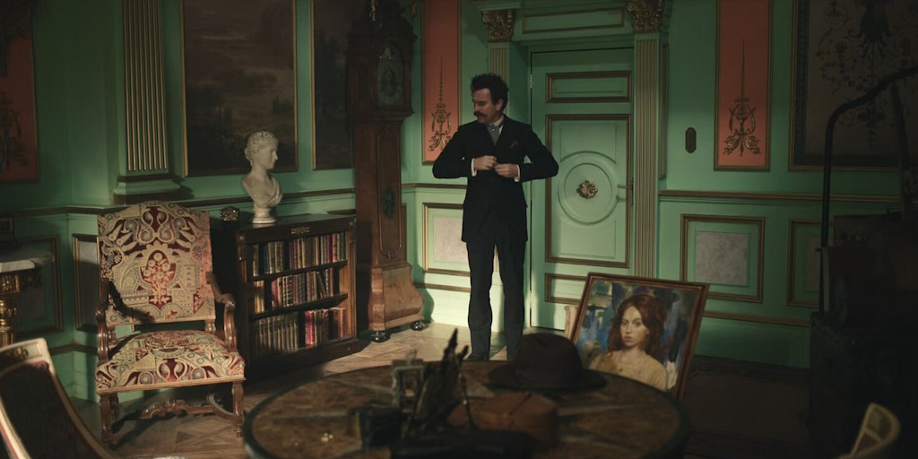 кадр из сериала Джентльмен в Москве