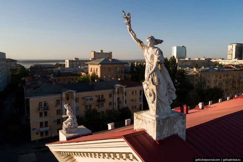 Волгоград с высоты: город, возрождённый после войны волгоград, города герои, россия