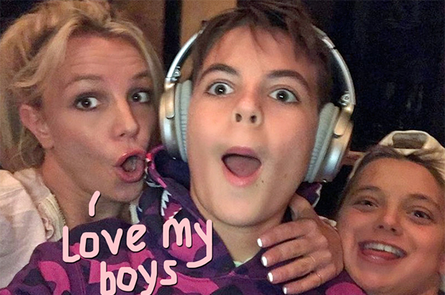 Бритни Спирс трогательно поздравила подросших сыновей с днем рождения: 