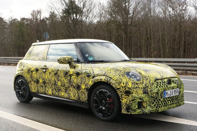 MINI JCW Hot Hatch получил еще одно обновление Автомобили