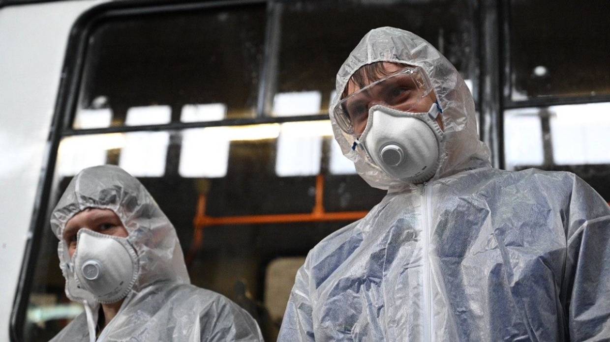 Политолог Соловейчик: Из-за пандемии опасно повышать тарифы ЖКХ в Петербурге