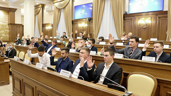 Белгородская облдума заявила о готовности помогать молодежному парламенту и ждет инициатив