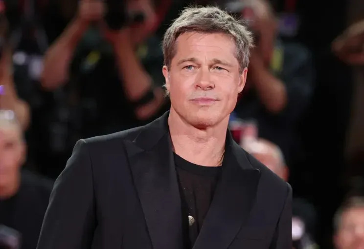 Брэд Питт требует допросить российского миллиардера Юрия Шефлера* по делу о продаже винодельни Chateau Miraval Джоли, Анджелина, Шефлер, допросить, сделку, Chateau, Miraval, только, Питта, Шефлера, после, свадьбы, детьми, опеки, винодельню, время, продала, требует, Шефлеру, пытается