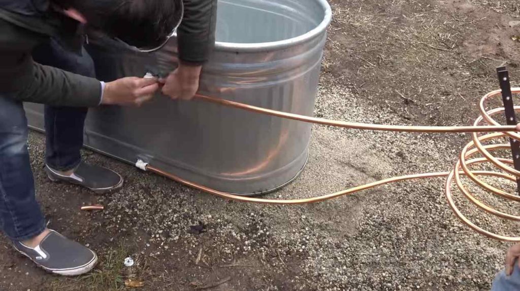 Как сделать ванну с подогревом на дачном участке Как сделать ванну с подогревом на дачном участке самоделкин