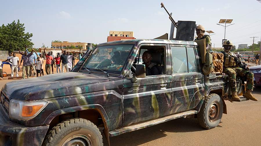 Премьер-министр Сенегала раскритиковал французскую политику в Африке